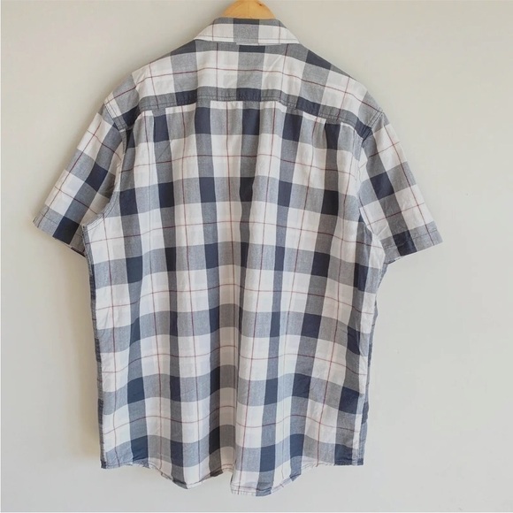 Carhartt Relaxed Fit Plaid Short Sleeve Button Down Shirt Size XL - Picture 2 of 8